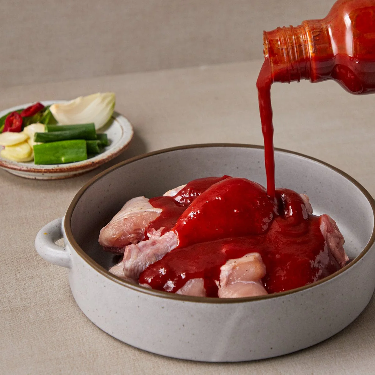 청정원 닭볶음탕양념 CJW Korean Spicy Braised Chicken Sauce 480g - Image 2