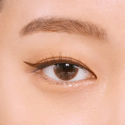 더욱 진하고 강렬해진<br>하루종일 지속되는<br>클리오 워터프루프 펜 라이너 - Image 2